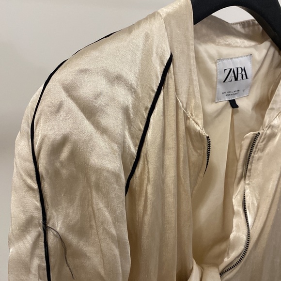 Silk jacket - Picture 3 of 4